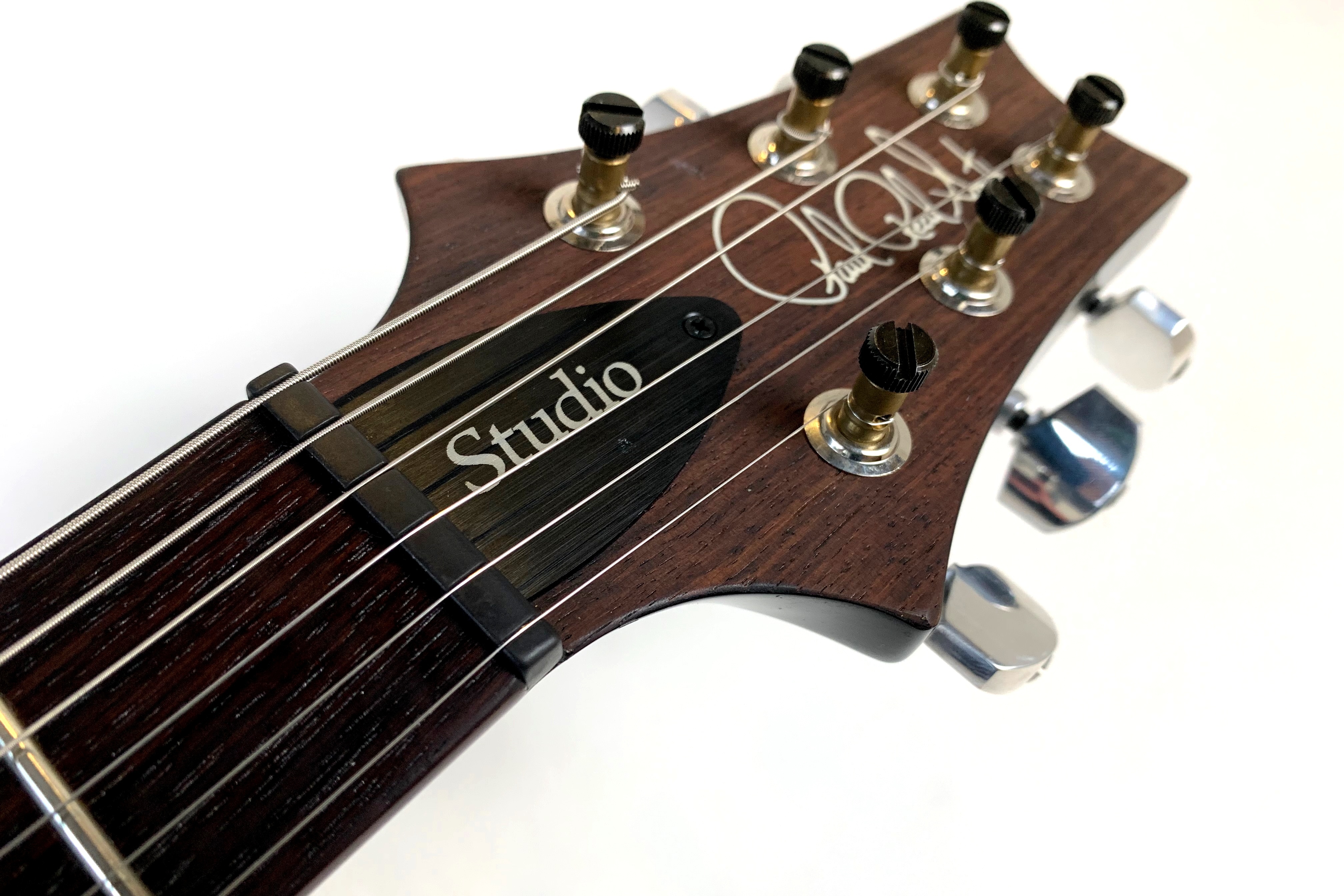 PRS Studio (68100)