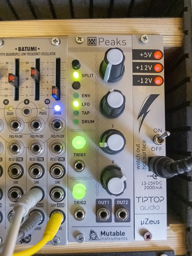 Mutable Instruments Peaks (26346)