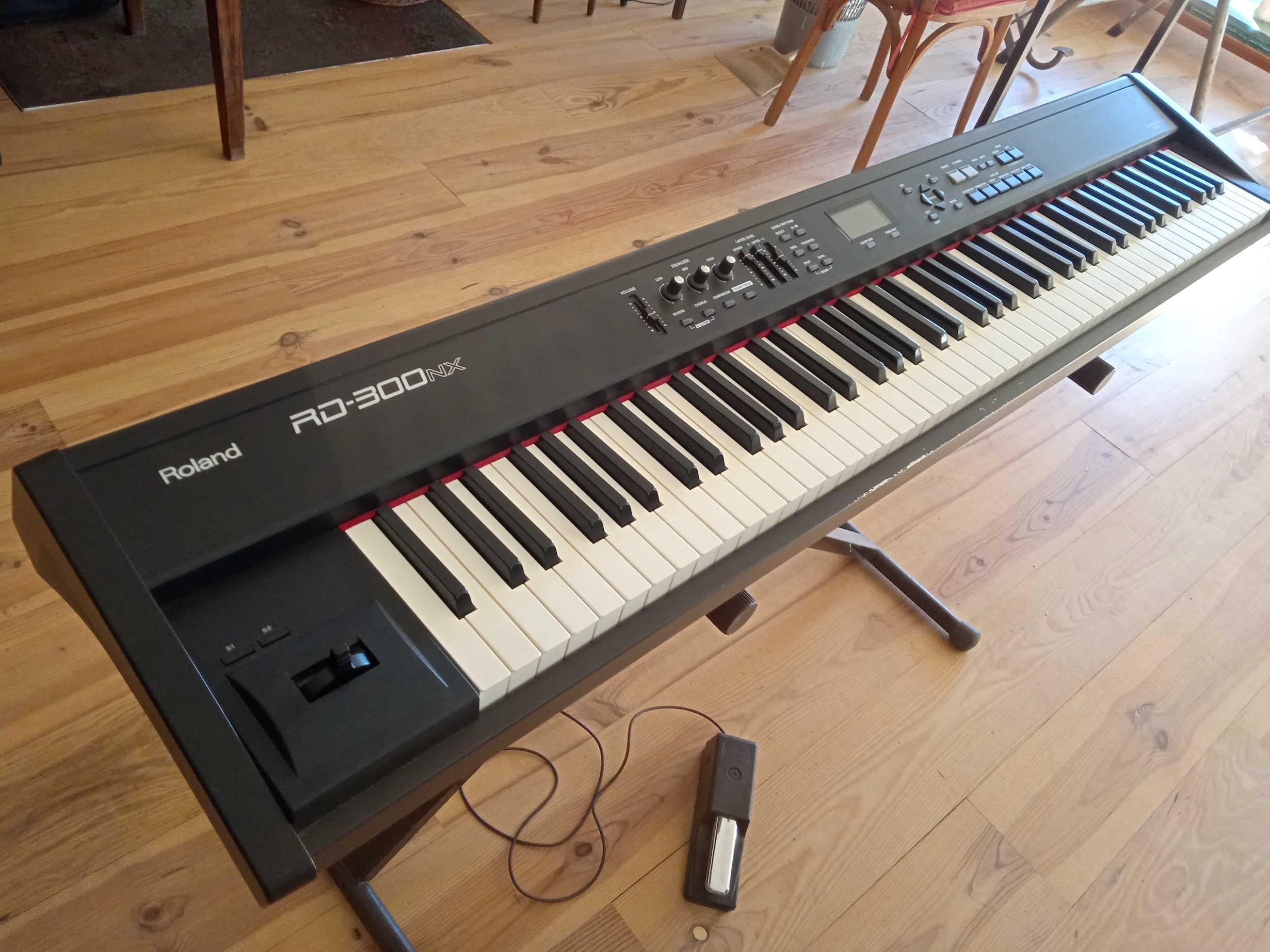 Vds Roland RD-300NX