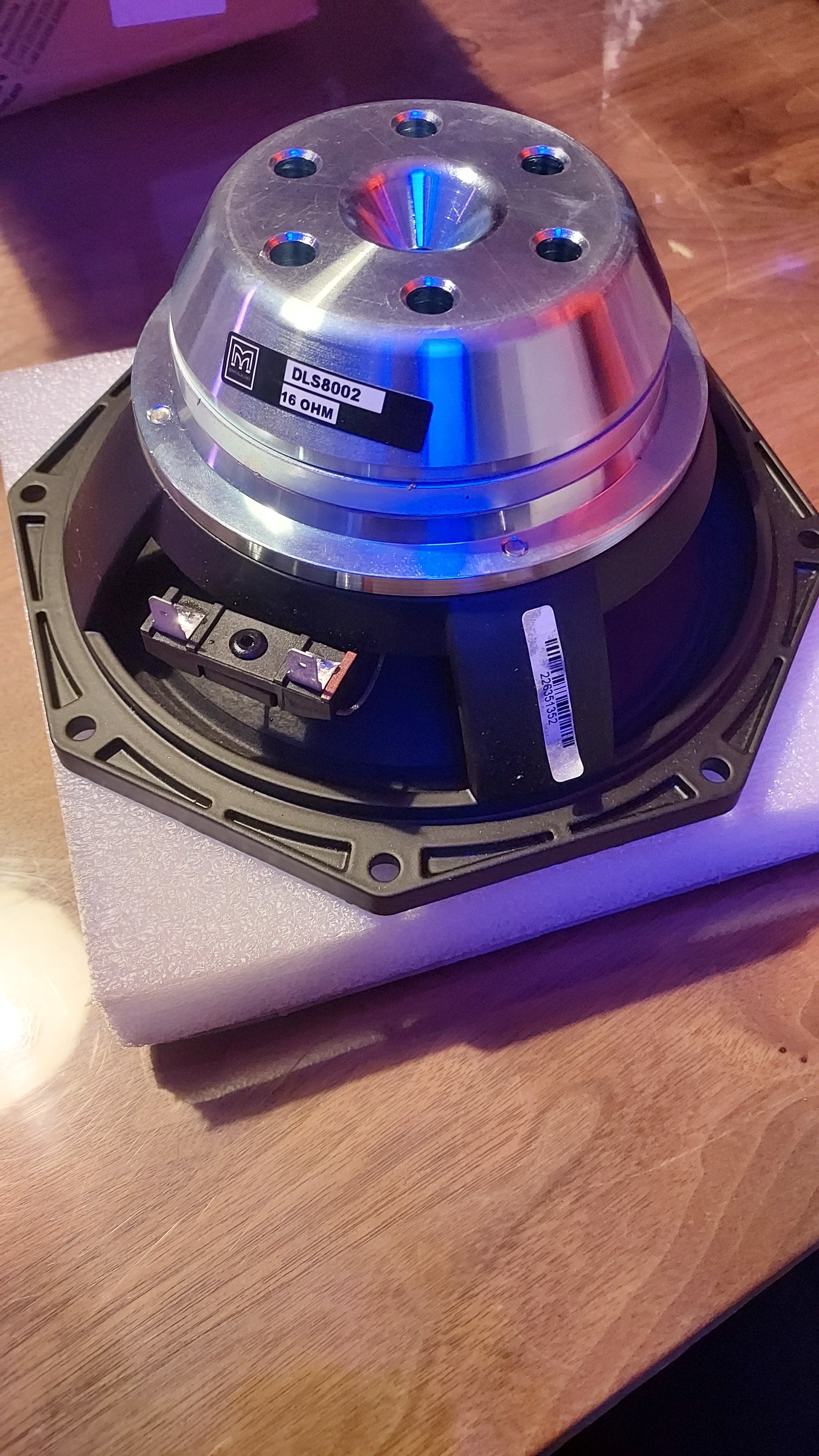 Haut Parleur 8" Martin Audio DLS 8002