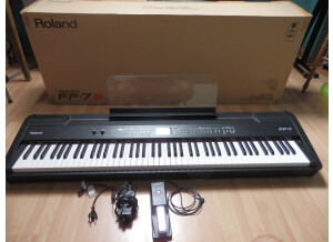 Roland FP-7 (55429)