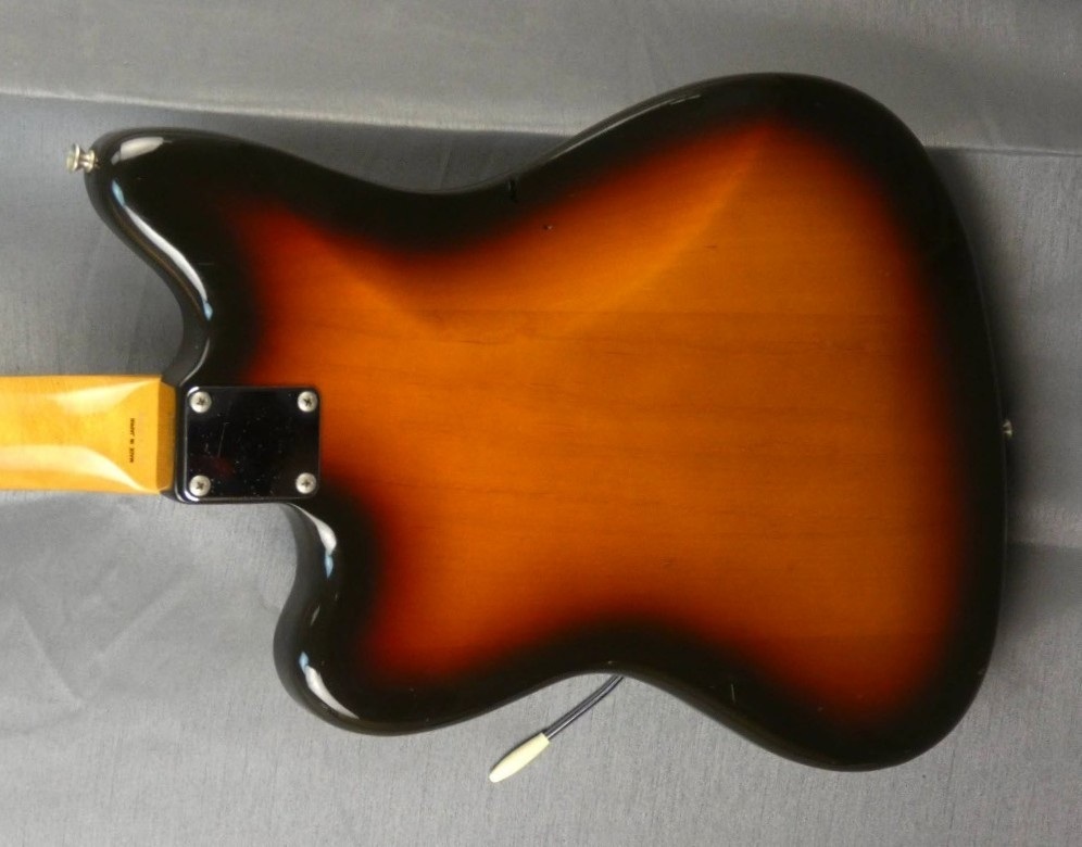 fender jazzmaster sunburst 2000 japon import (4)