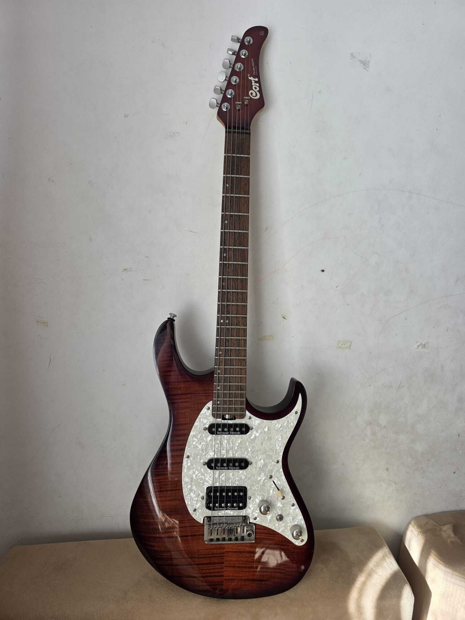 Guitare Électrique Cort G285 - Fabriquée en Corée