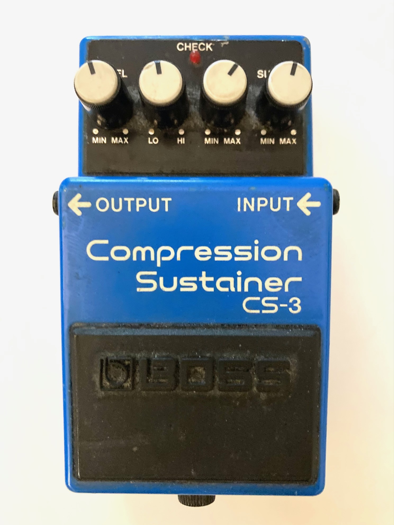 Vends compresseur sustainer Boss CS3