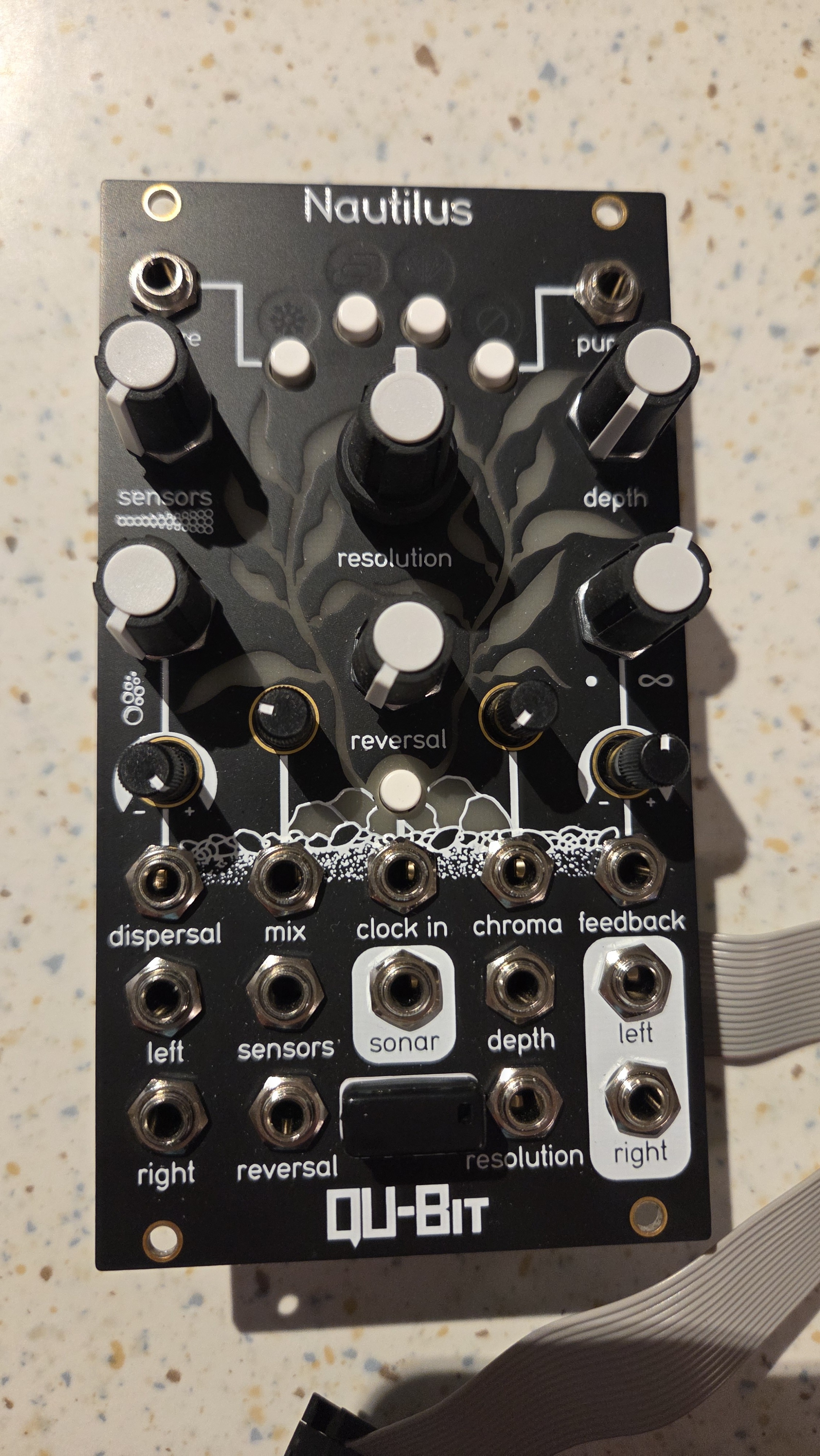 Qu-Bit Electronix Nautilus (64438)