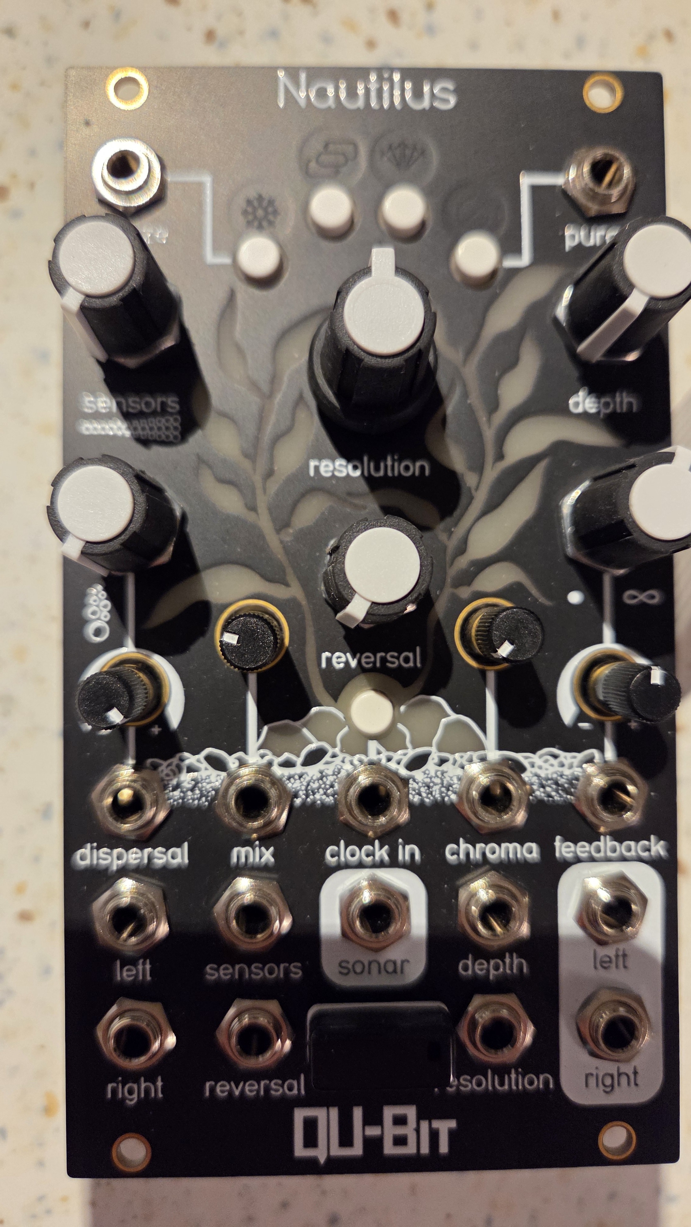 Qu-Bit Electronix Nautilus (41353)
