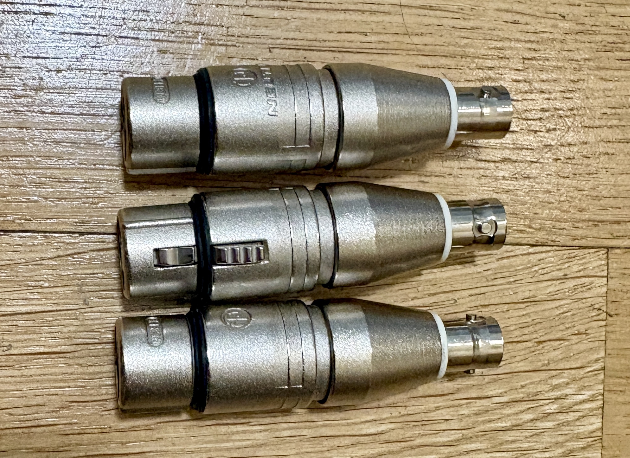 vds lot de 3 connecteurs Neutrik NA2FBNC : XLRF  BNC