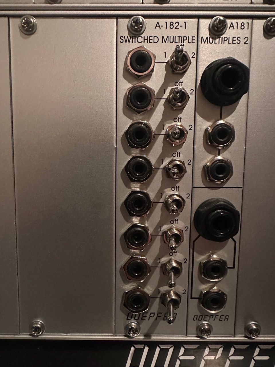 Doepfer A-182-1 Switched Multiples