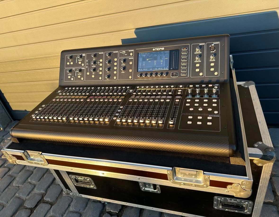 vends midas m 32 live