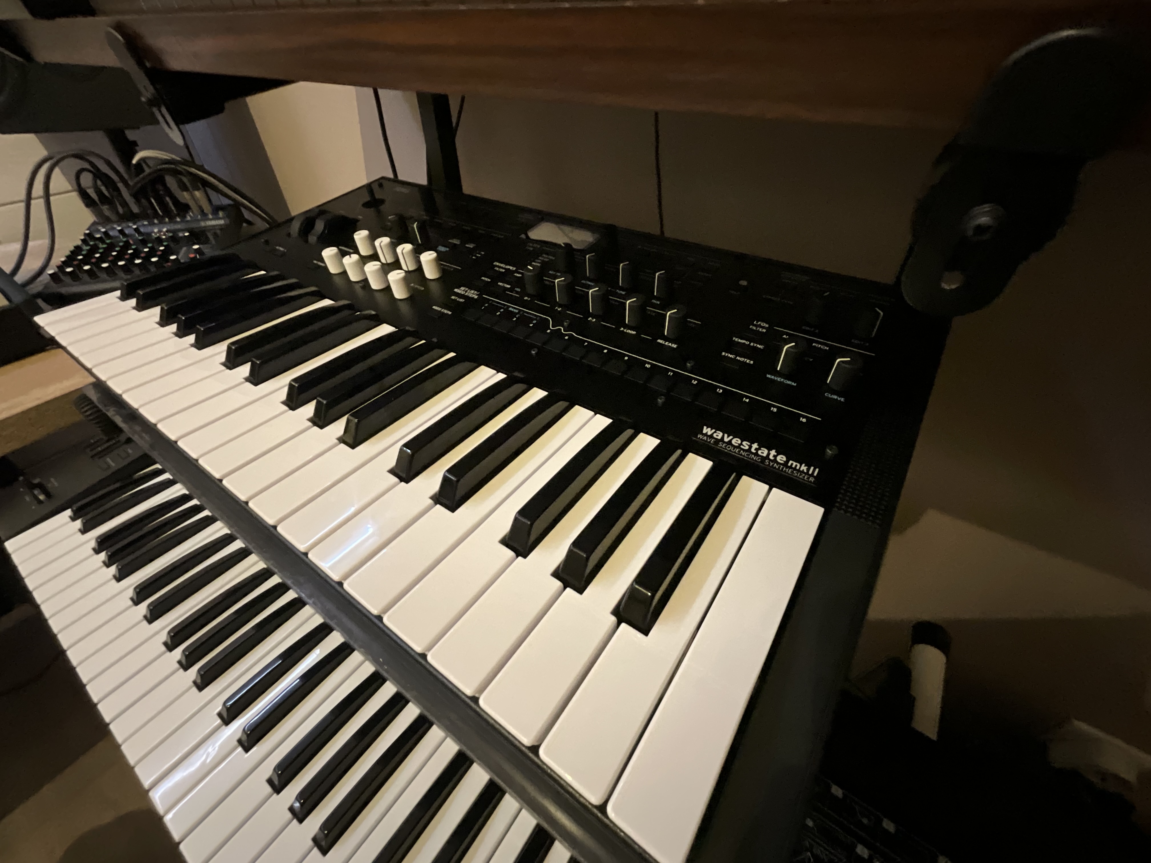 Vends KORG WAVESTATE MK2 