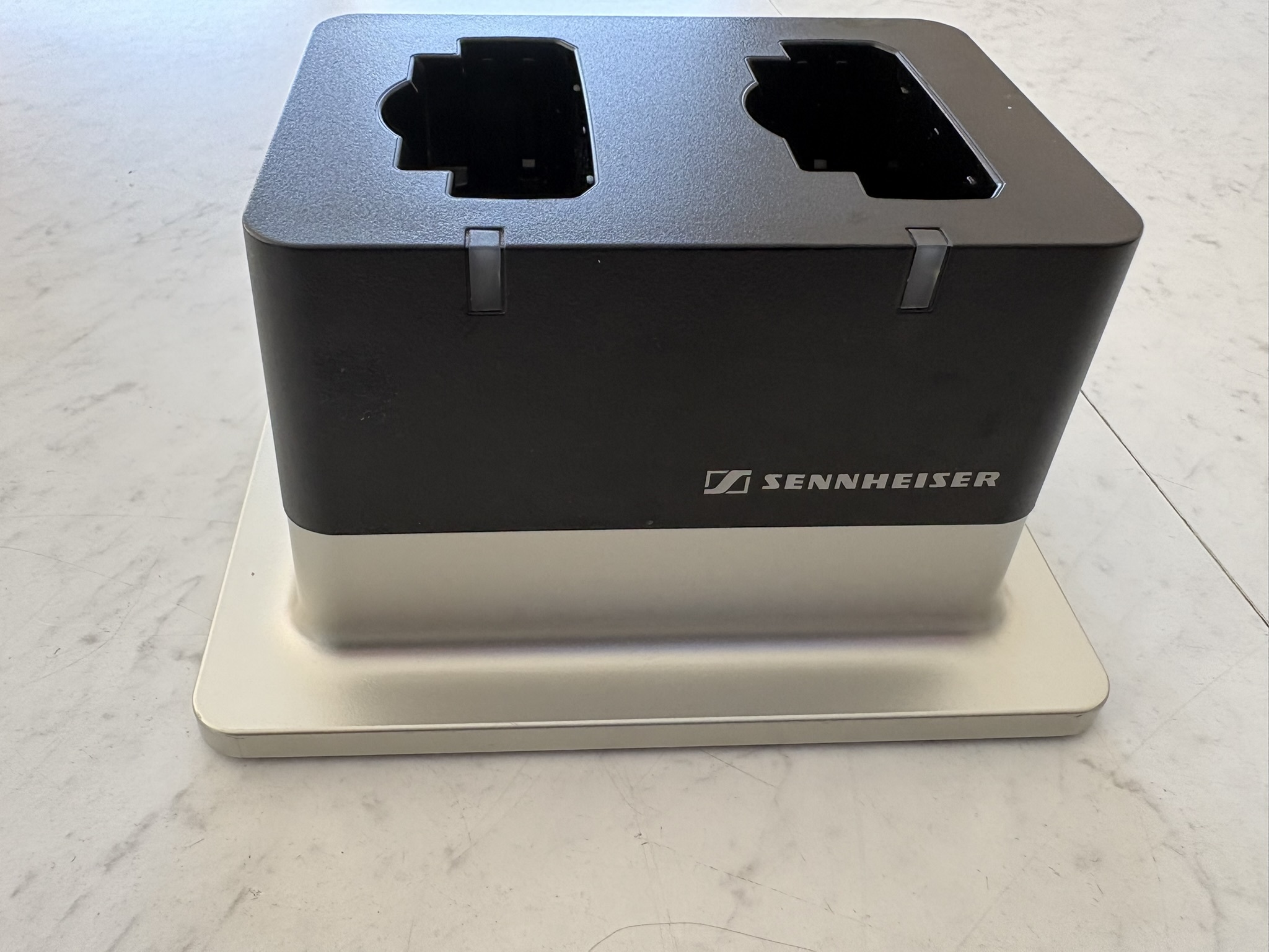 sennheiser CHG2