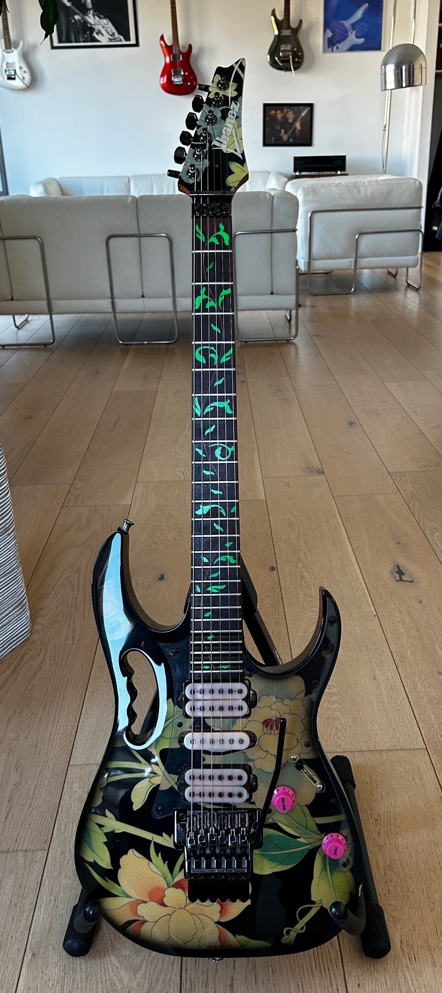 Ibanez JEM77FP Black Floral 1992 – Révisée Guitar Garage – 1re main