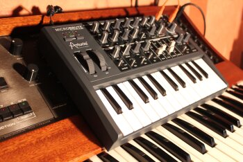 Arturia MicroBrute Arturia MicroBrute