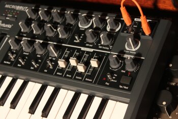 Arturia MicroBrute Arturia MicroBrute