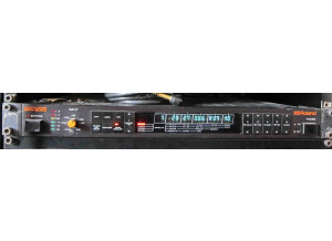 Roland SRV-2000 (53952)