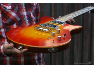 Baroness deluxe neckthru z7