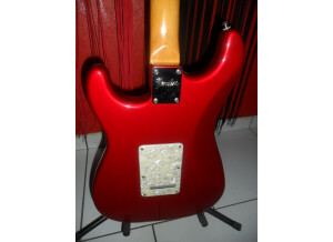 Fender STRATOCASTER CLASSIC SERIE 60'S CANDY APPLE RED ROSEWOOD