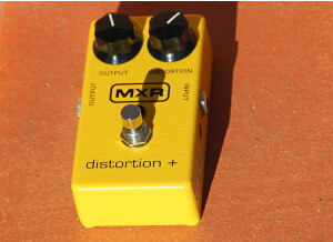 MXR M104 Distortion+ (64595)
