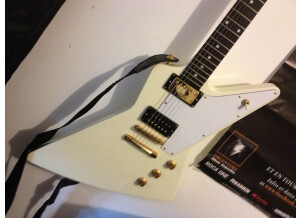 Gibson [Guitar of the Week #47] '84 Explorer Reissue - Alpine White (34080)