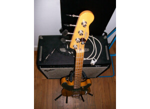 Fender Classic '51 Precision Bass - Butterscotch Blonde