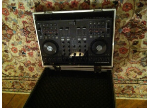 Native Instruments Traktor Kontrol S4 (81210)