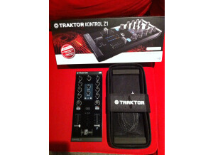 Native Instruments Traktor Kontrol Z1 (34157)