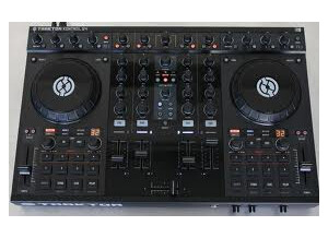 Native Instruments Traktor Kontrol S4 (38651)