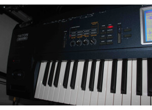 Korg Triton Extreme 76 (58431)