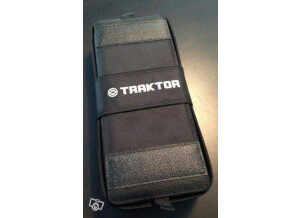 Native Instruments Traktor Kontrol X1 (90411)