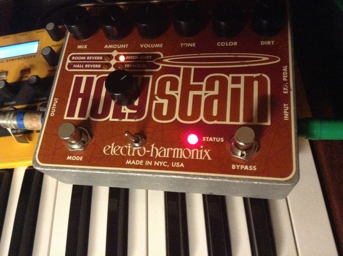 Electro-Harmonix Holy Stain