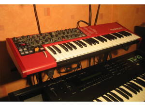 Nord Lead 4 02