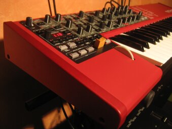 Clavia Nord Lead 4 Clavia Nord Lead 4
