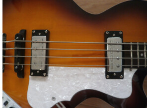 Hofner Guitars Ignition Club Bass
