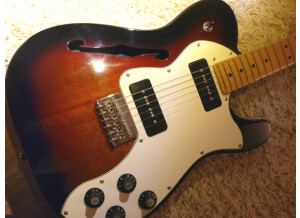 Fender Modern Player Telecaster Thinline Deluxe - 3-Color Sunburst Maple