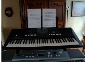 Yamaha PSR-E423 (39400)