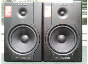 M-Audio BX8a Deluxe (9133)