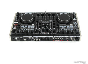 Denon DJ DN-MC6000 (15990)