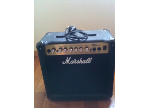 Marshall MG15CDR (88816)