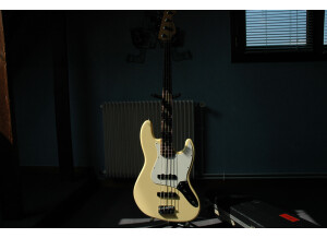 Fender American Series - Jazz Bass