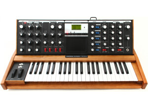 Moog Music Minimoog Voyager (14136)