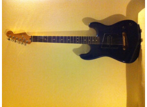 Fender Deluxe Series - Acoustasonic Stratocaster