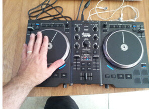 Hercules DJ Control AIR+ (83532)