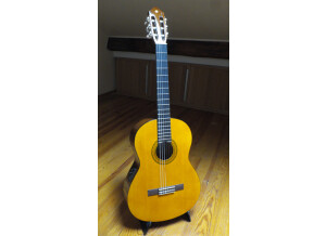 Yamaha Guitare classique électroacoustique C 40 II