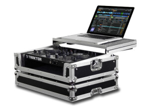 Native Instruments Traktor Kontrol S2 (72343)