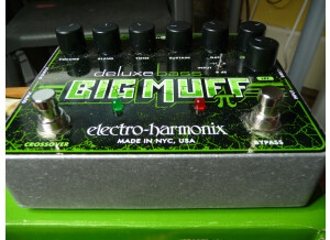 Electro-Harmonix Deluxe Bass Big Muff Pi (85275)
