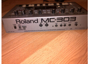 Roland MC-303 (47972)