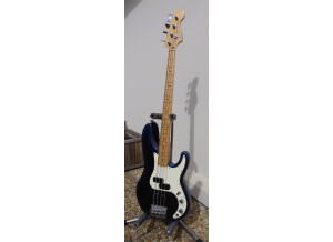 Fender Precision Bass Plus Deluxe [1992-1994] (5169)