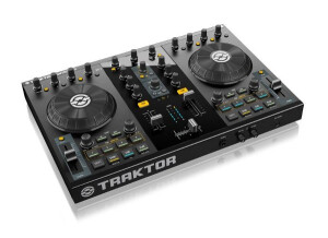 Native Instruments Traktor Kontrol S2 (45389)