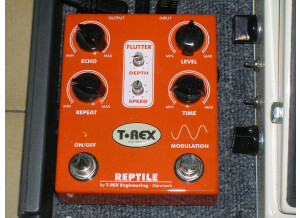 T-Rex Engineering Reptile (74810)