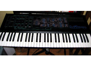 Roland XV-5050 (37109)